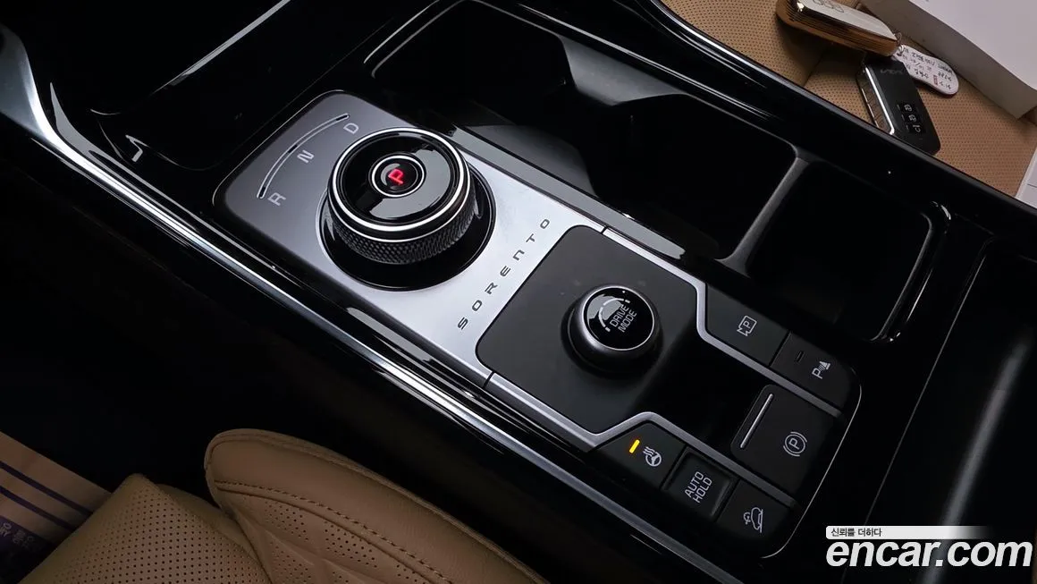 Kia Sorento — фото 5