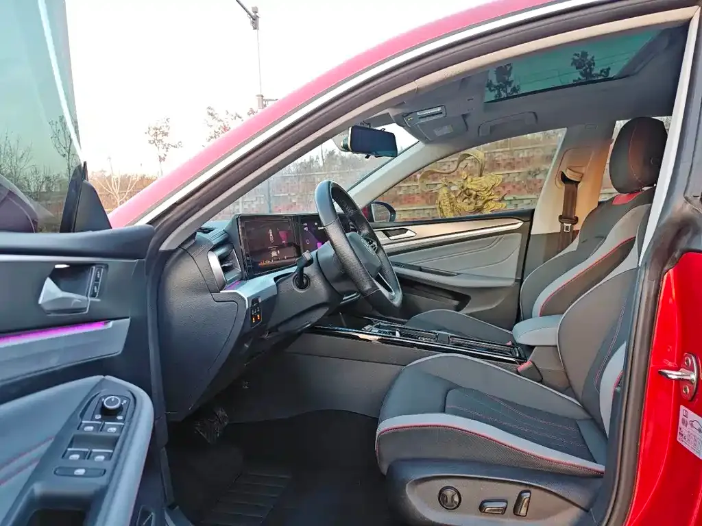 Volkswagen Lamando 2022 из CN, фото 6