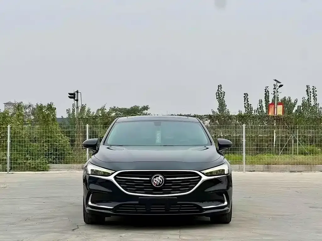 Buick LaCrosse — фото 9