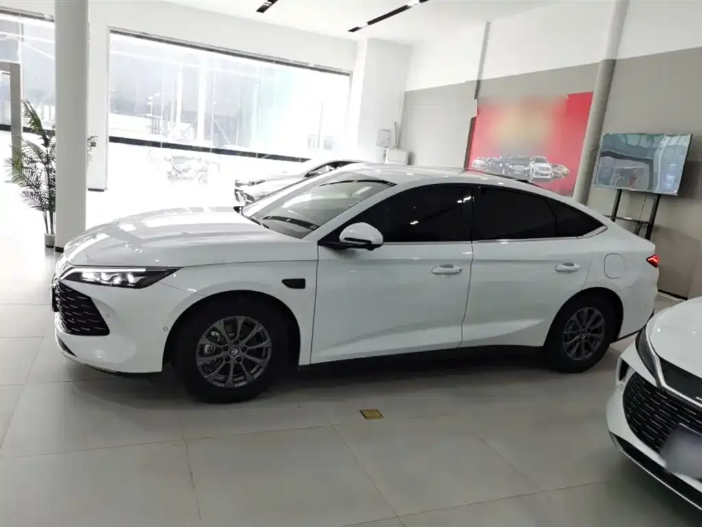 BYD Qin L 2025 из CN, фото 8