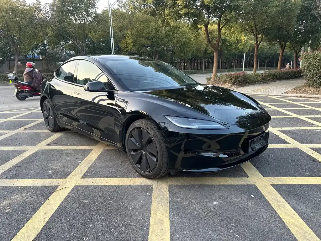 Tesla Model 3 2025 из CN, фото 5
