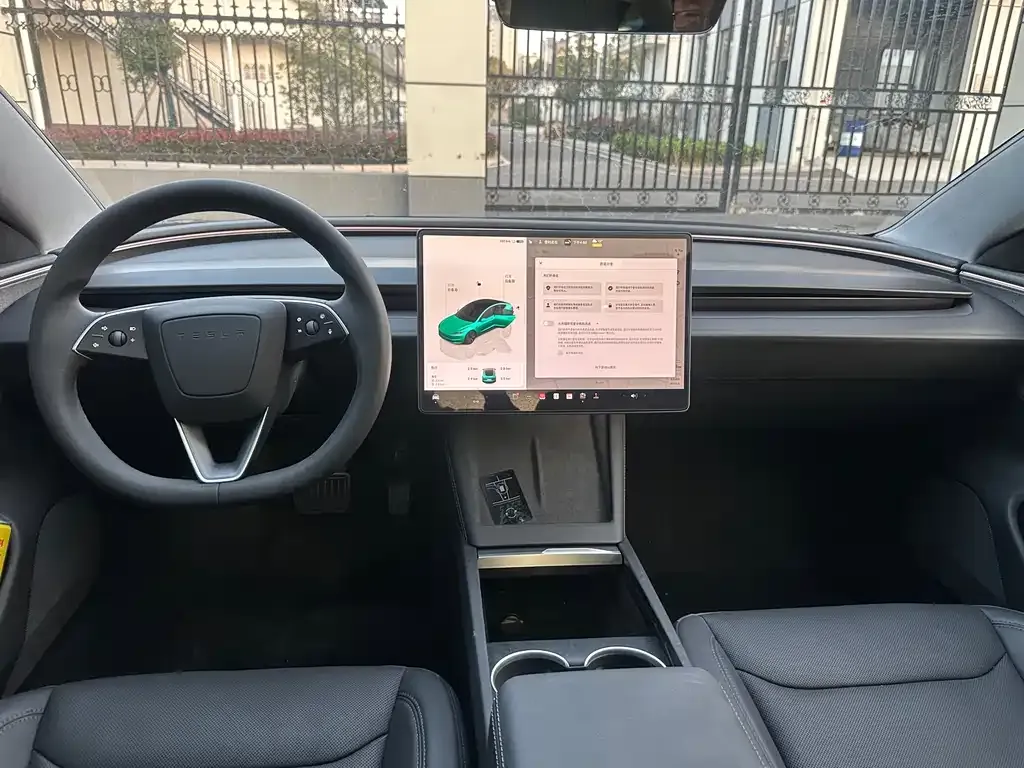 Tesla Model 3 2025 из CN, фото 4