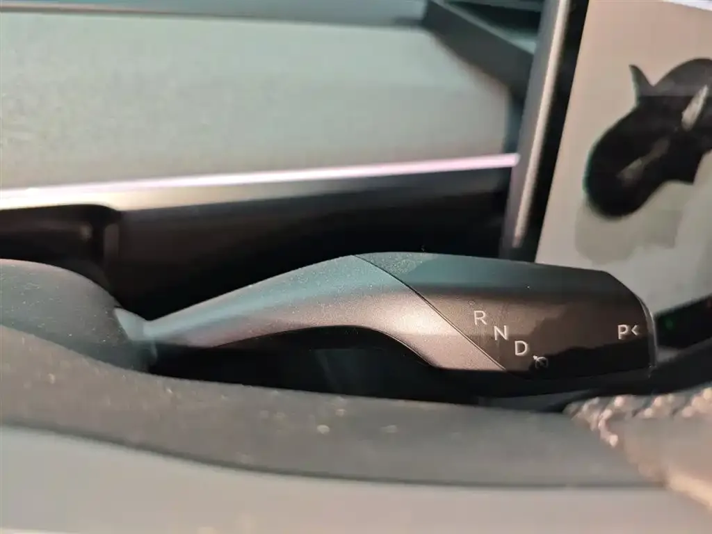 Tesla Model Y 2023 из CN, фото 2