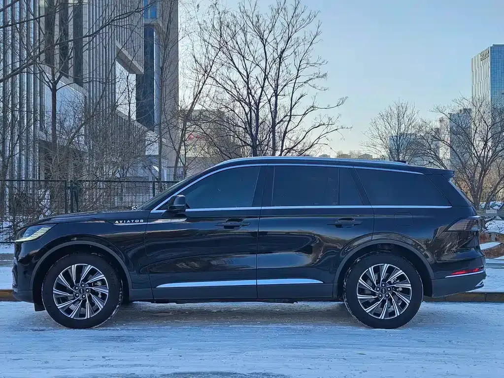 Lincoln Aviator 2025 из CN, фото 6