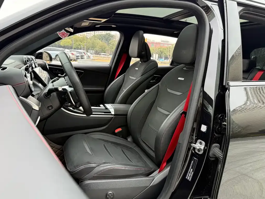 Mercedes-Benz GLC AMG 2025 из CN, фото 4