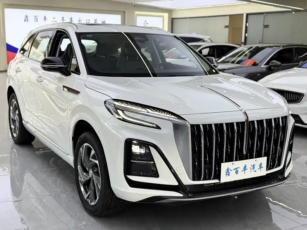 Hongqi HS3 PHEV — фото 3