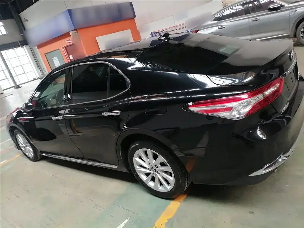 Toyota Camry 2023 из CN, фото 5