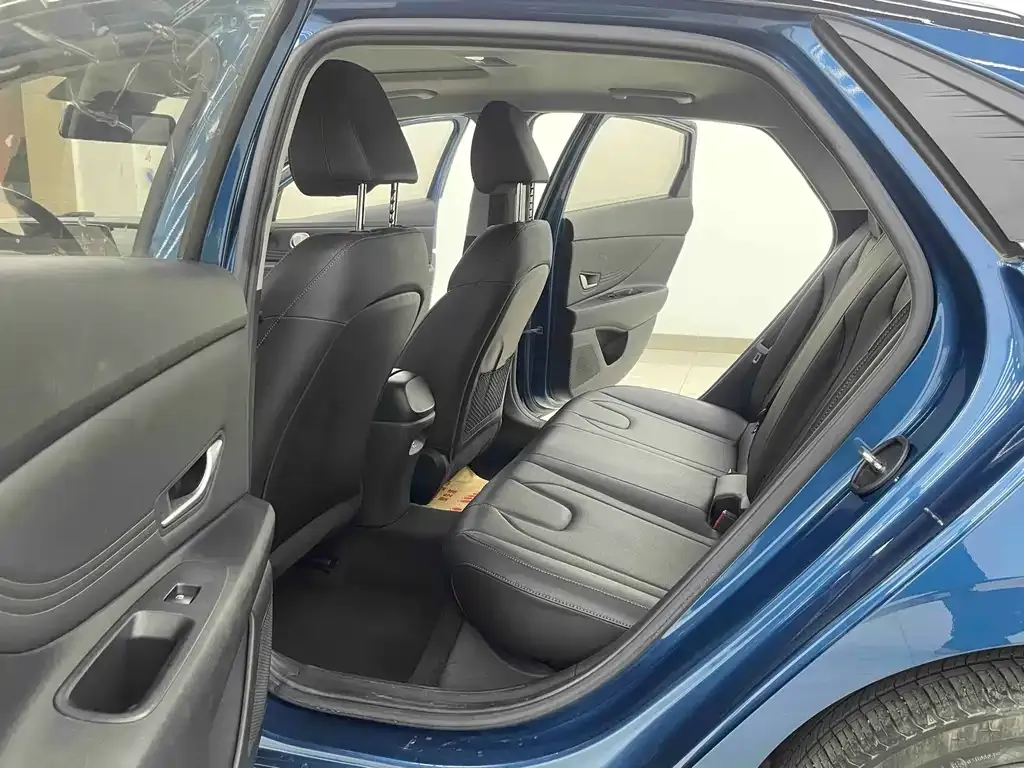 Hyundai Elantra 2021 из CN, фото 3