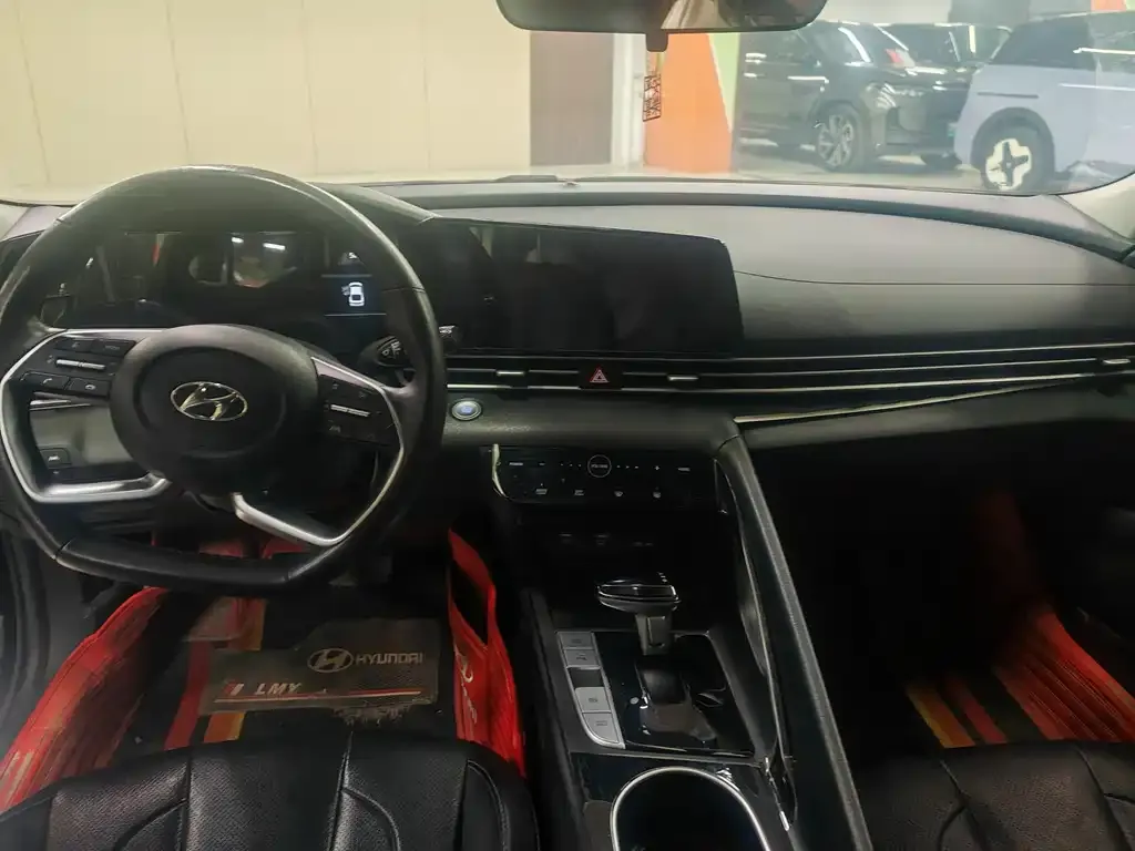 Hyundai Elantra 2022 из CN, фото 6