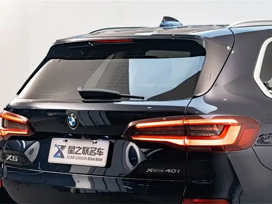 BMW X5 (Import) — фото 2