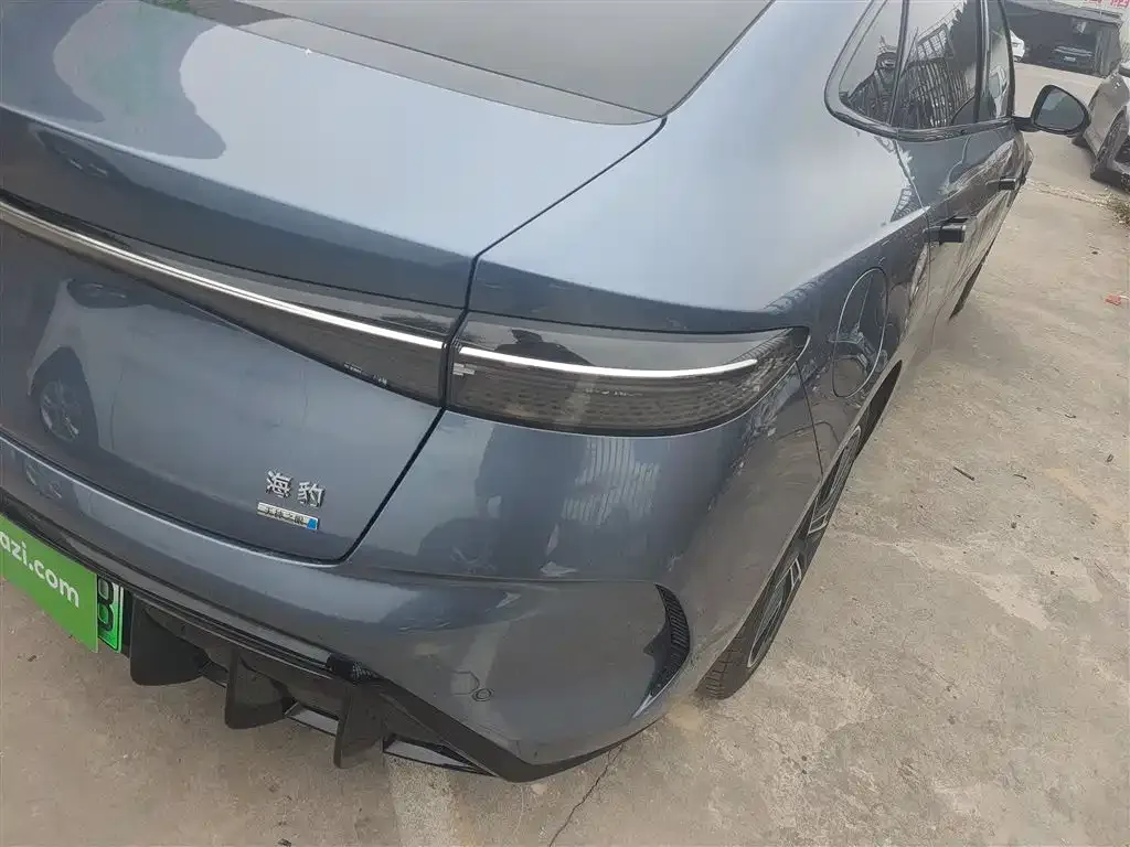 BYD Seal — фото 9