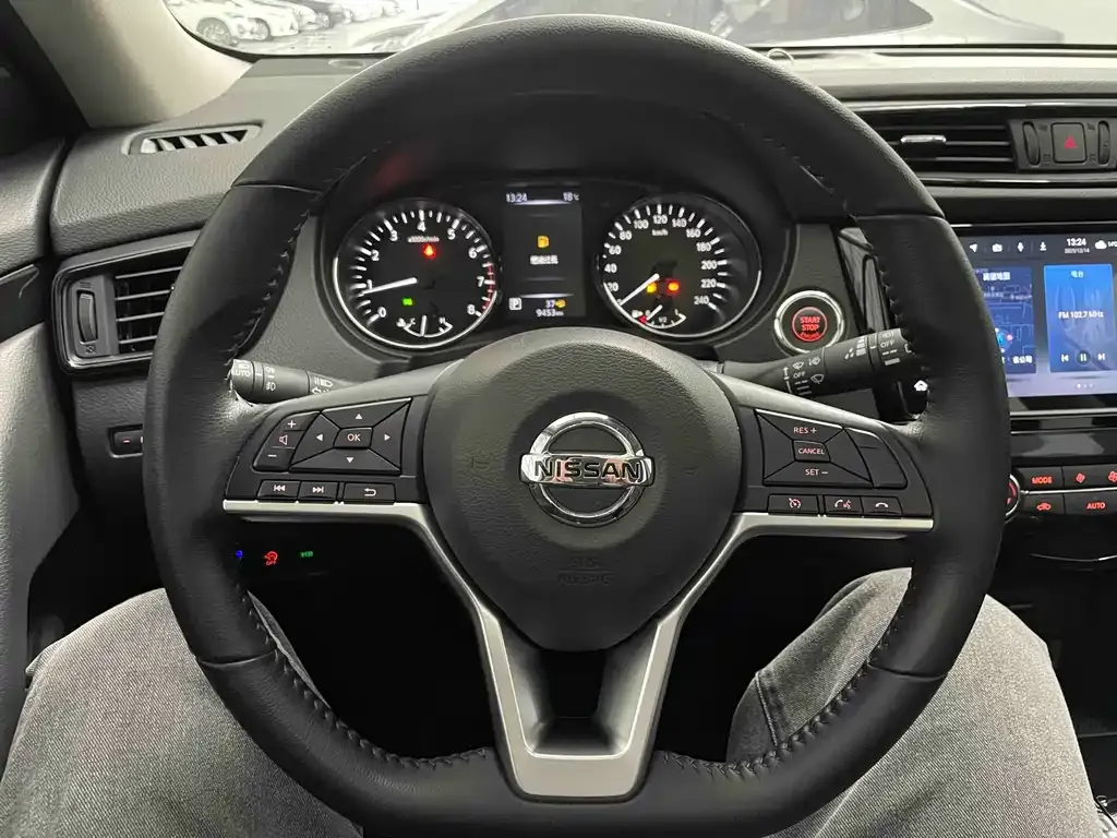 Nissan X-Trail 2023 из CN, фото 8