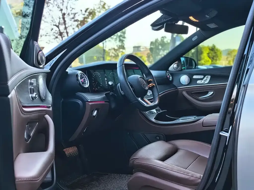 Mercedes-Benz E-Class 2022 из CN, фото 8