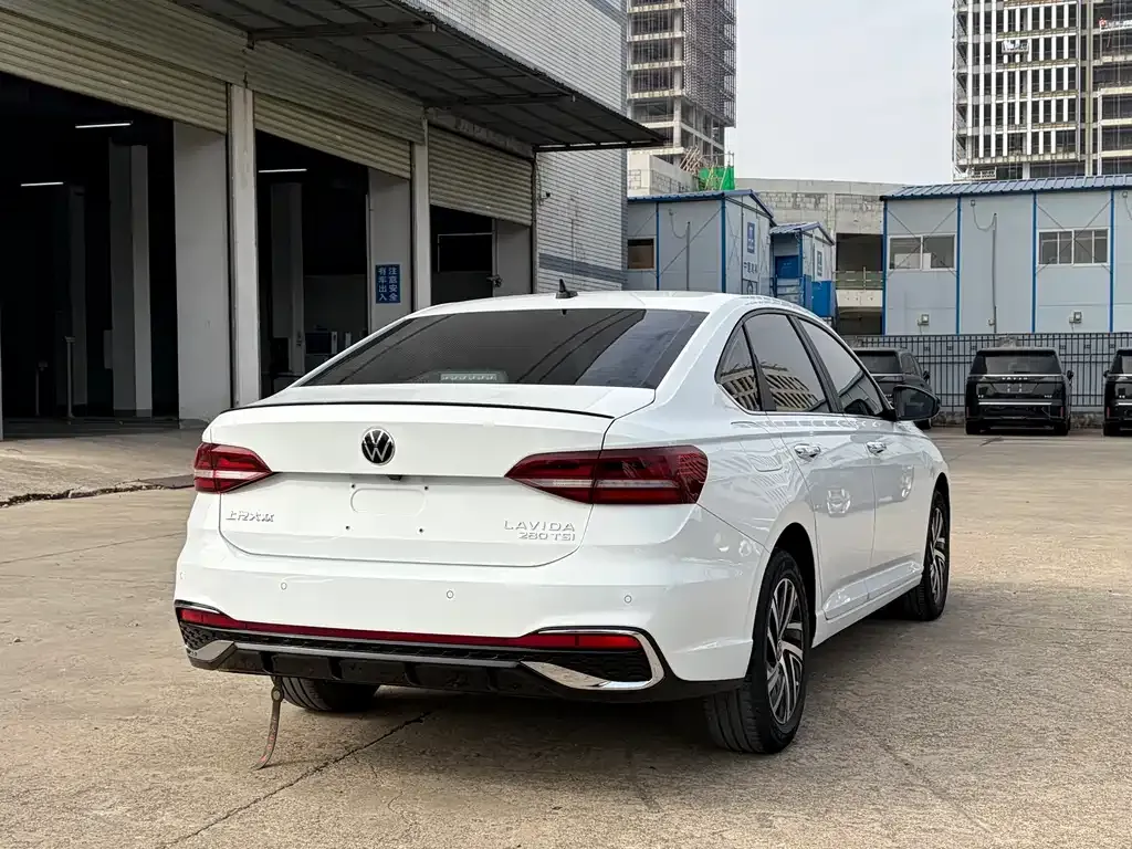 Volkswagen Lavida 2022 из CN, фото 7