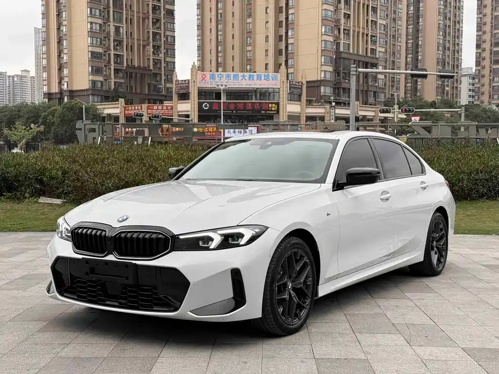 BMW 3 Series 2025 из CN, фото 1