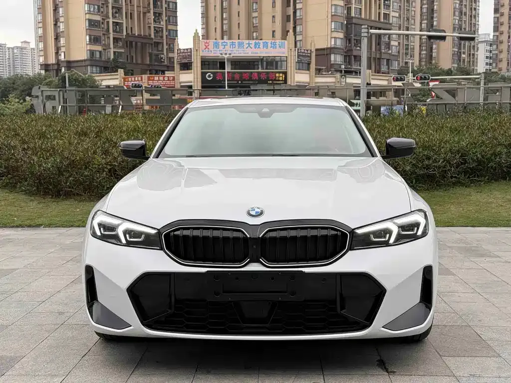 BMW 3 Series 2025 из CN, фото 3