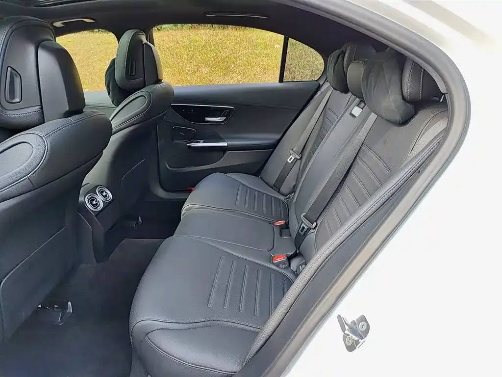 Mercedes-Benz C-Class 2024 из CN, фото 2