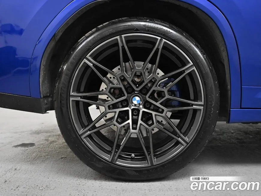 BMW X4M 2024 из KR, фото 3