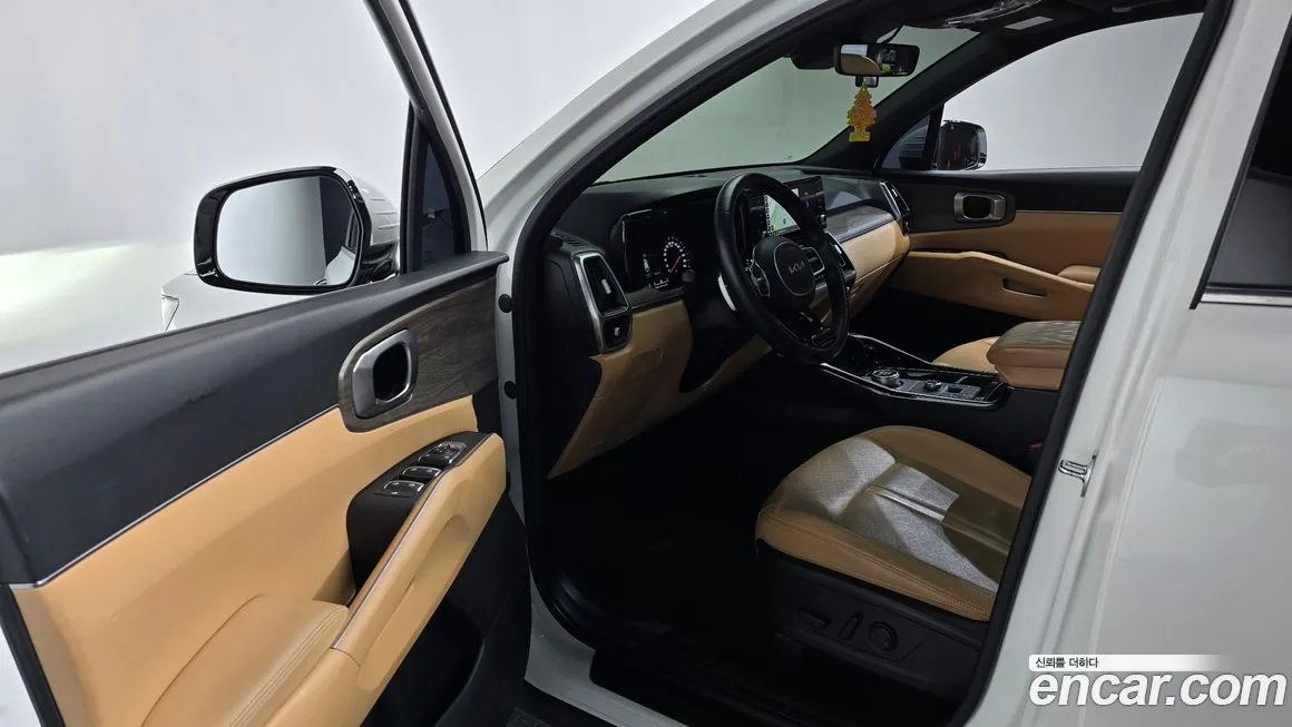 Kia Sorento — фото 5