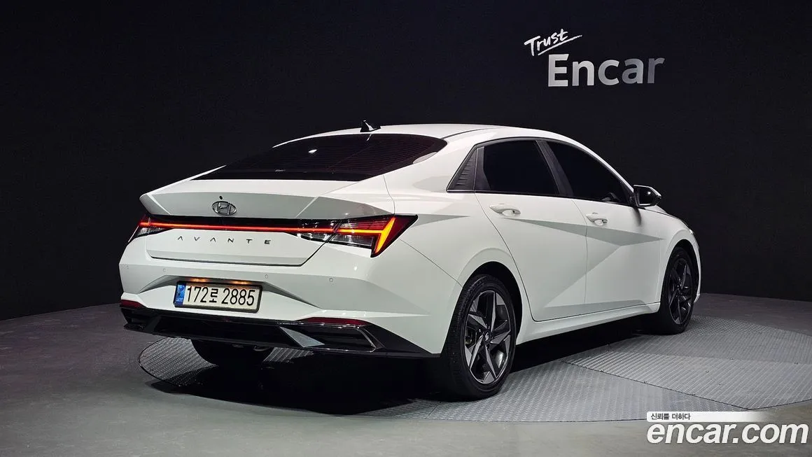 Hyundai AVANTE — фото 5