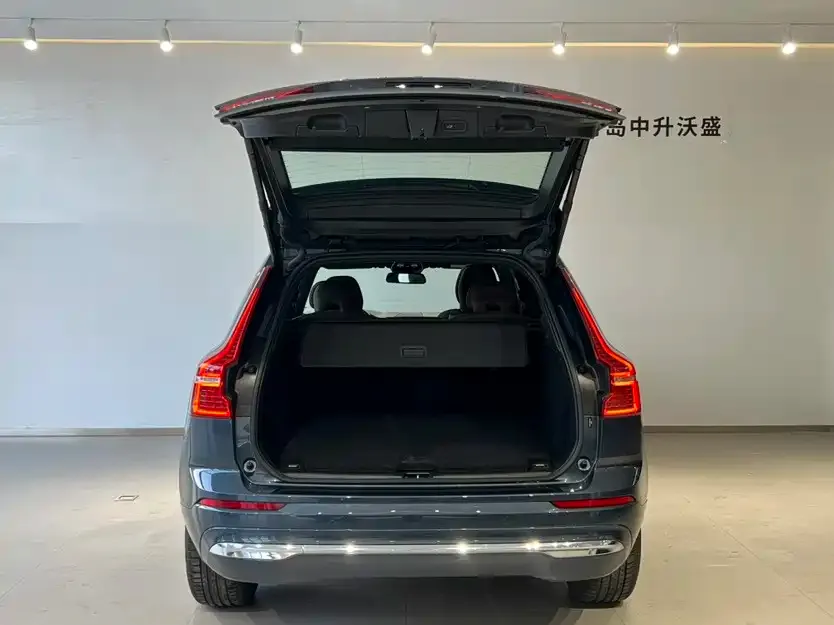 Volvo XC60 — фото 3