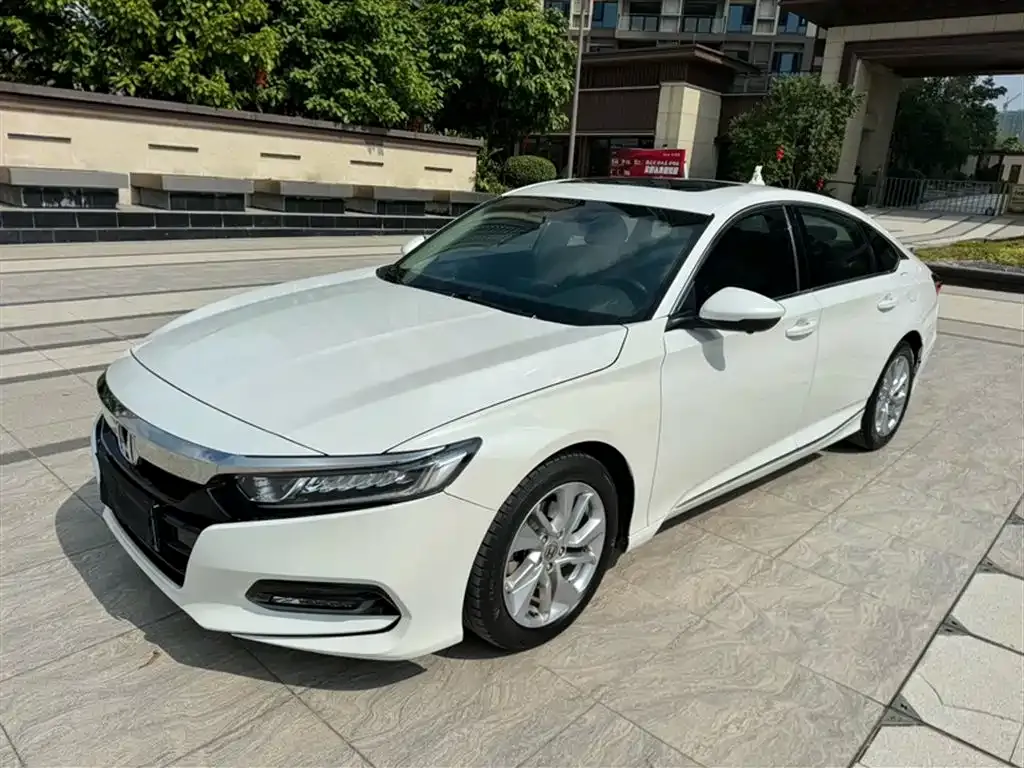 Honda Accord — фото 2
