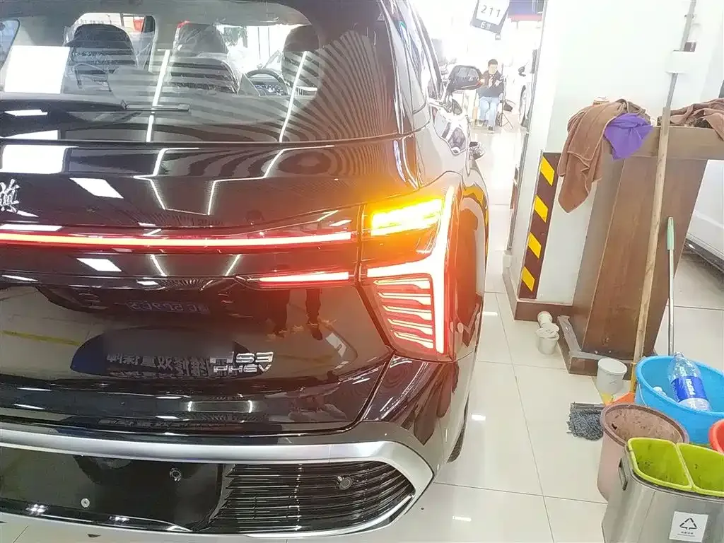 Hongqi HS3 PHEV 2025 из CN, фото 8