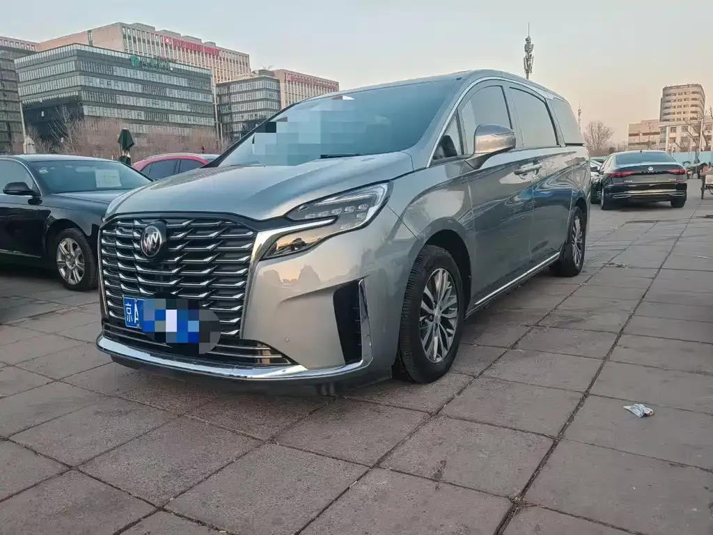 Buick GL8 2023 из CN, фото 1