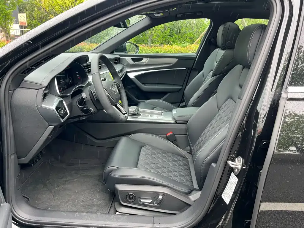Audi A6L 2025 из CN, фото 6