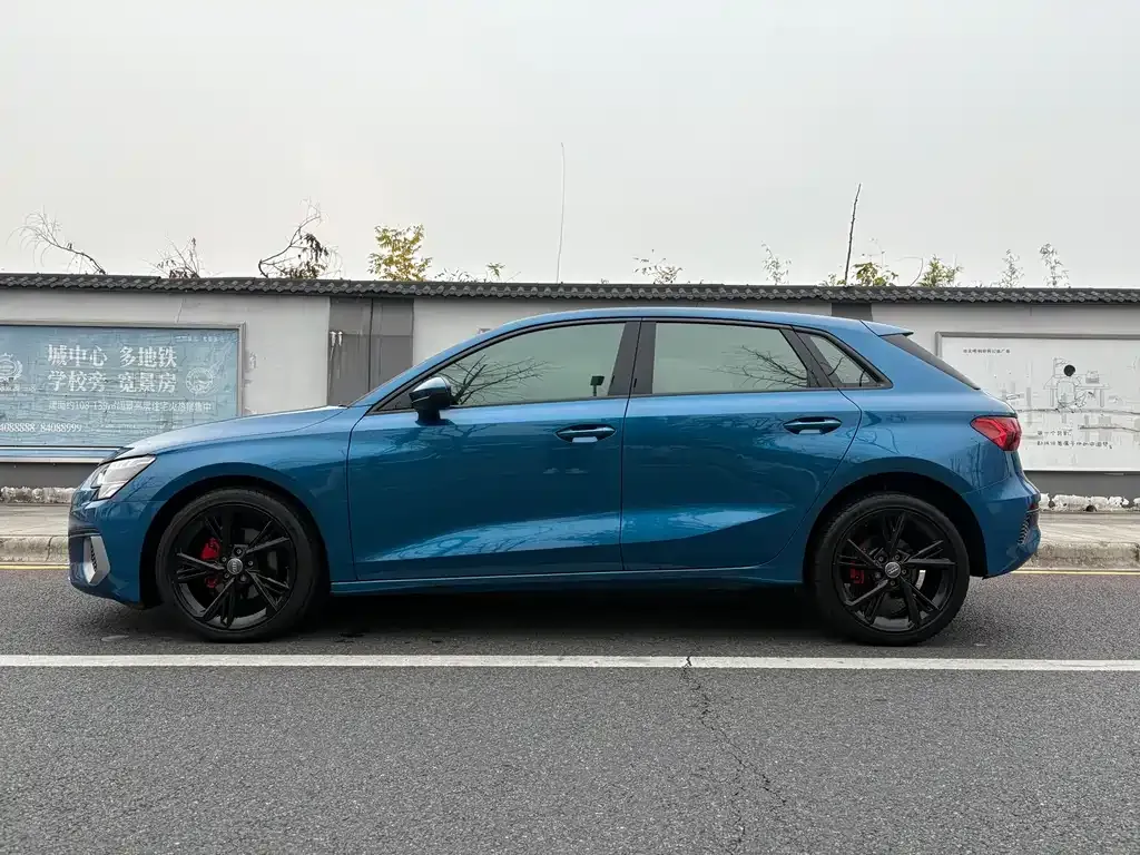 Audi A3 2021 из CN, фото 6