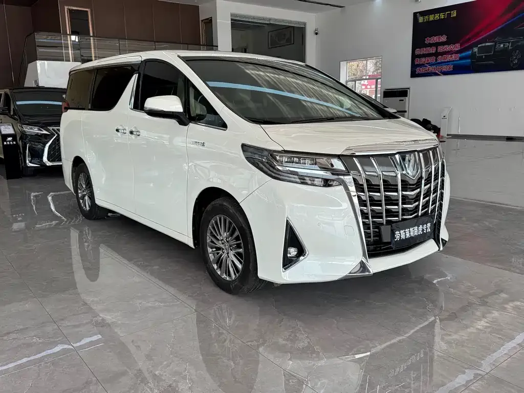 Toyota Alphard 2023 из CN, фото 4