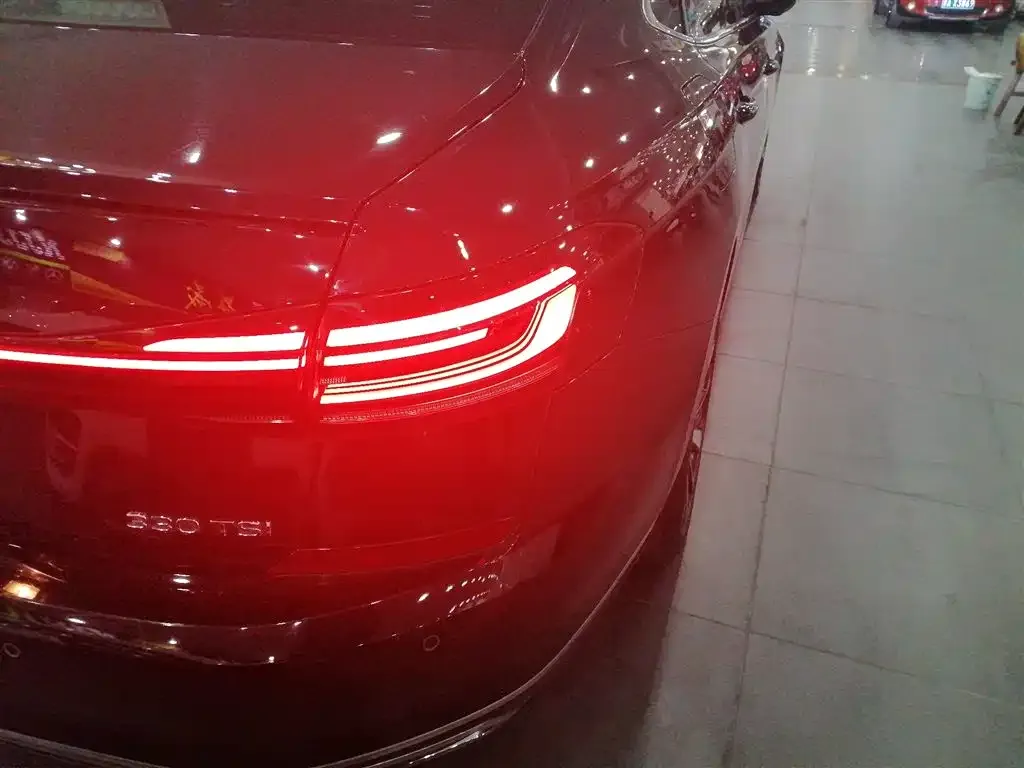 Volkswagen Passat 2022 из CN, фото 5