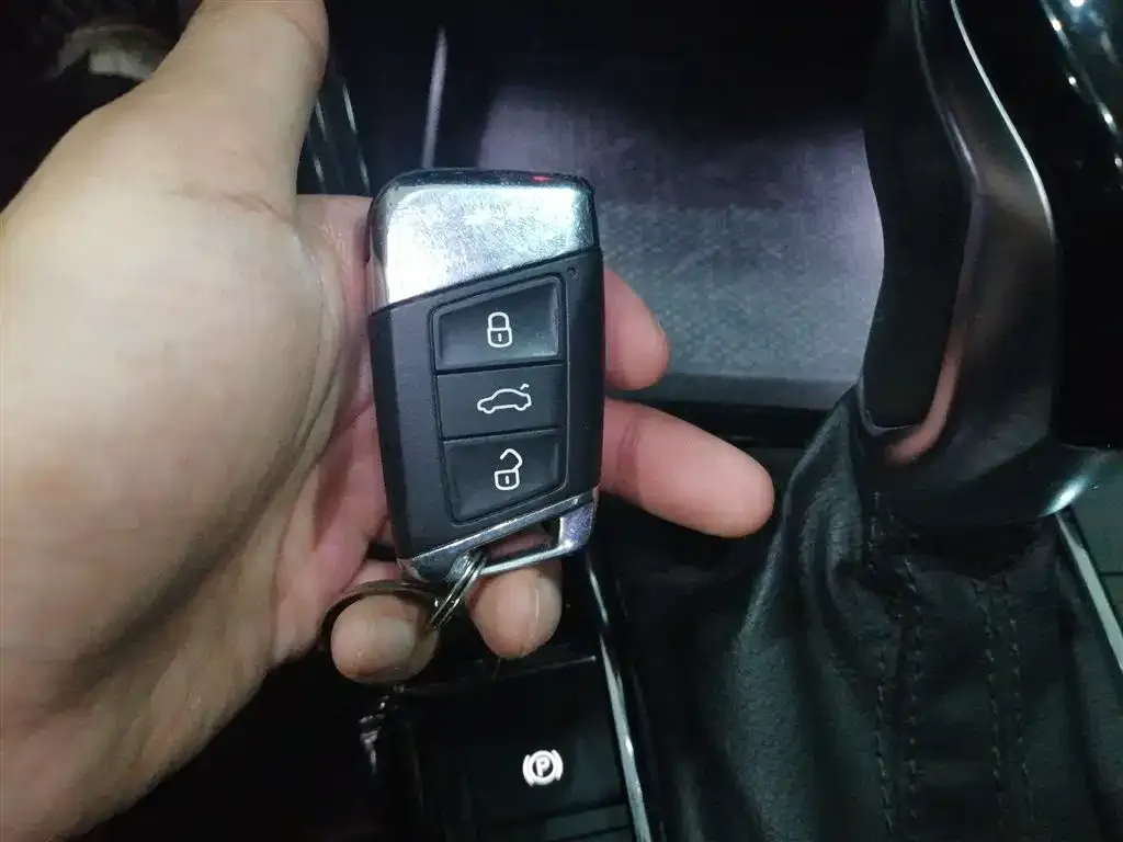 Volkswagen Passat 2022 из CN, фото 7