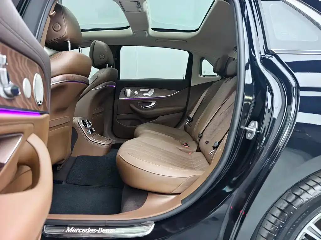 Mercedes-Benz E-Class 2022 из CN, фото 7