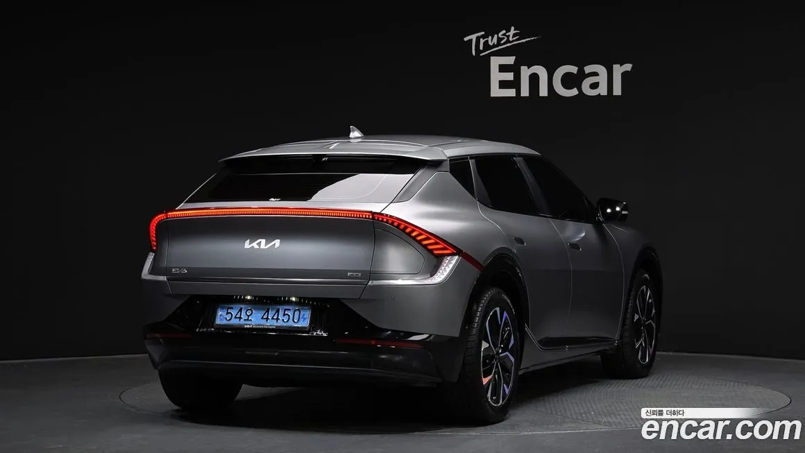 Kia EV6 — фото 2