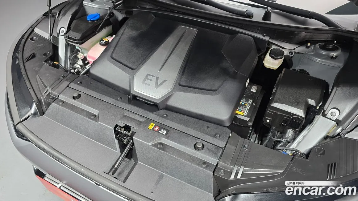 Kia EV6 — фото 6