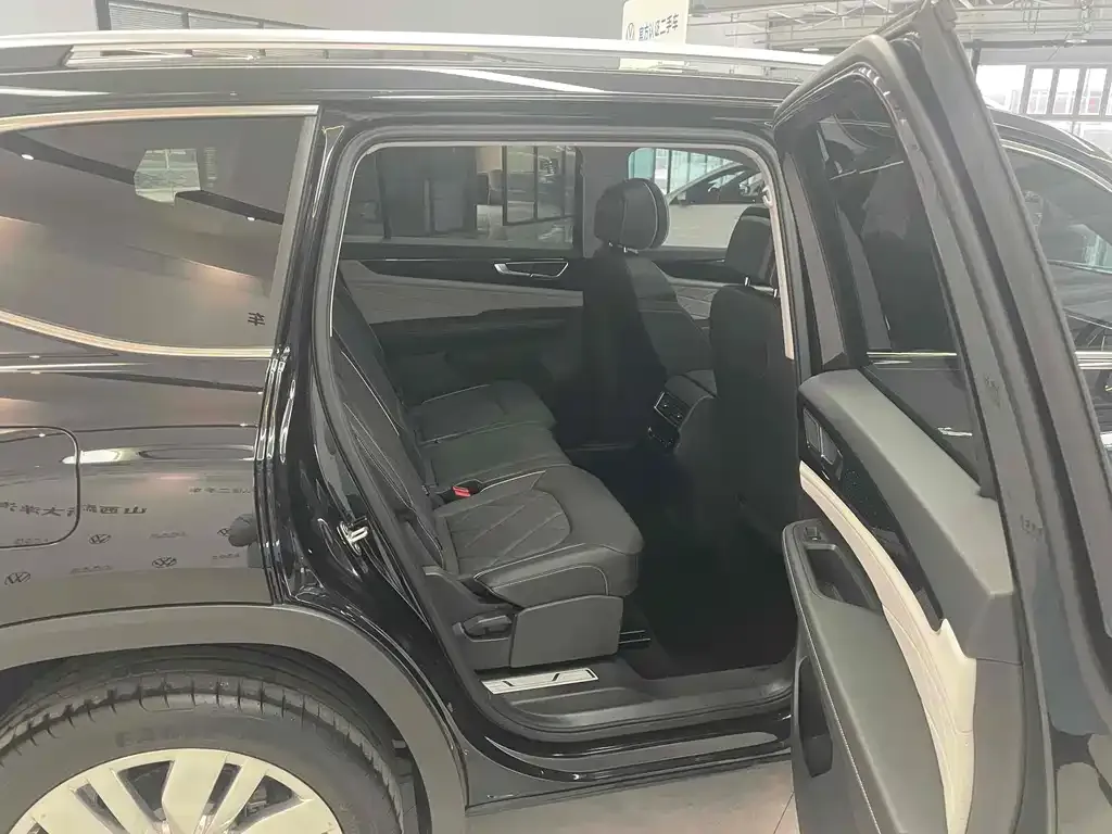 Volkswagen Teramont 2024 из CN, фото 6