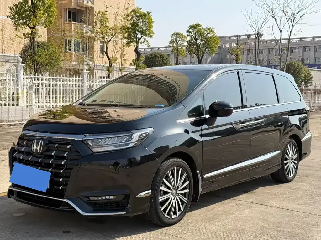 Honda Elysion 2022 из CN, фото 1