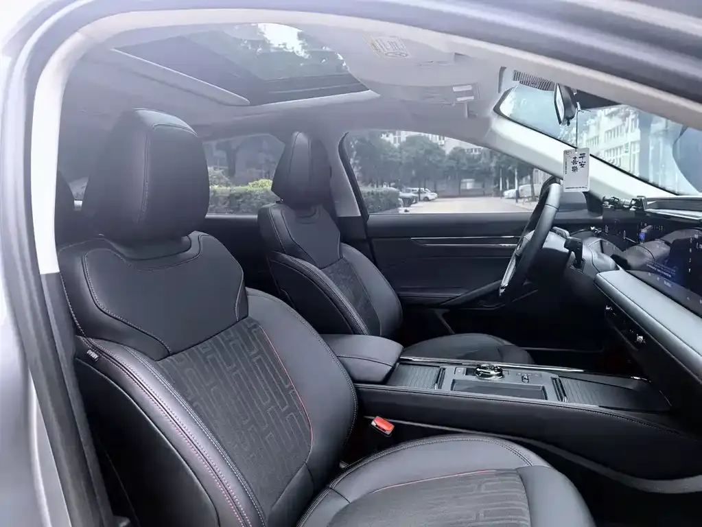 Ford Mondeo 2025 из CN, фото 9