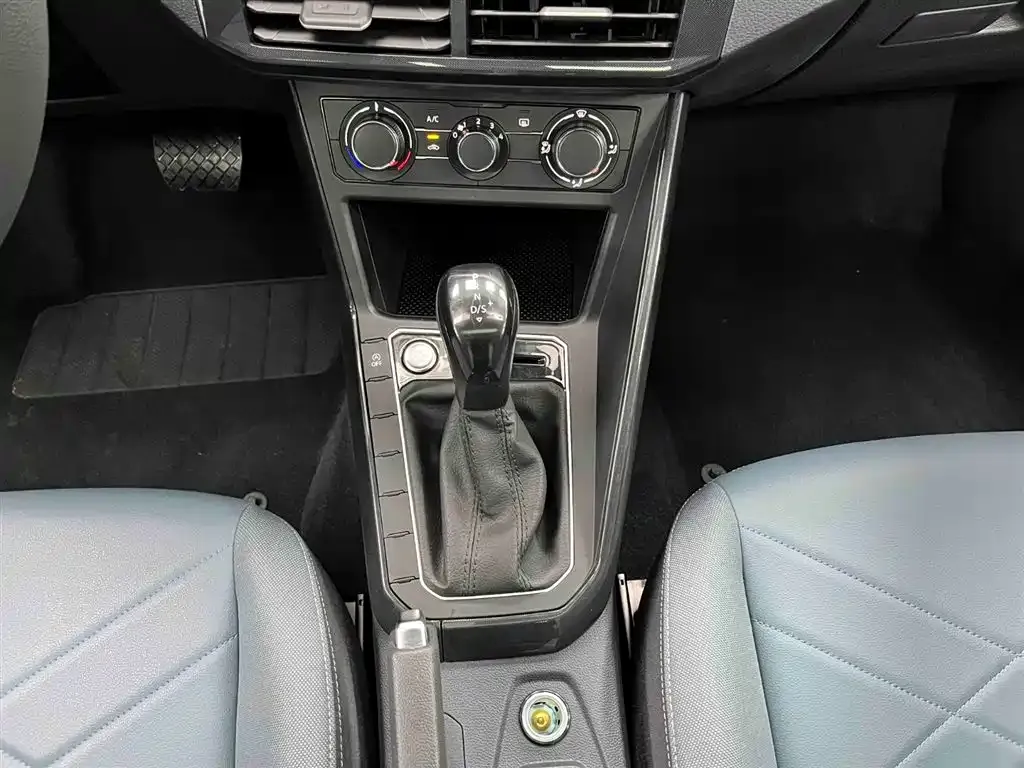 Volkswagen Lavida 2023 из CN, фото 6
