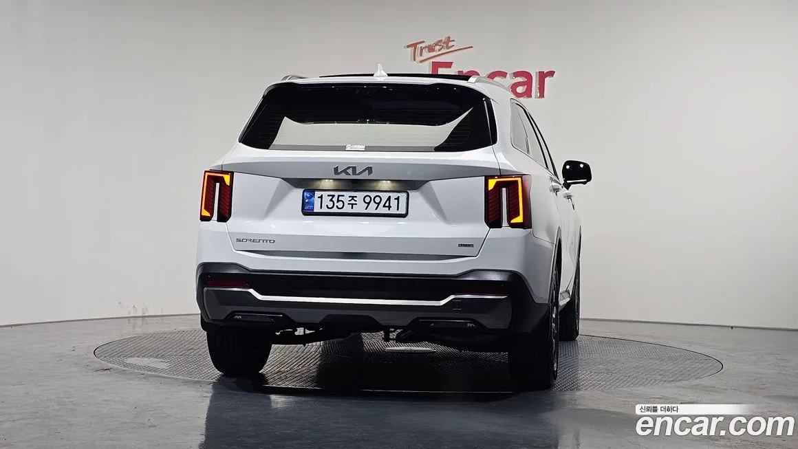 Kia Sorento — фото 4