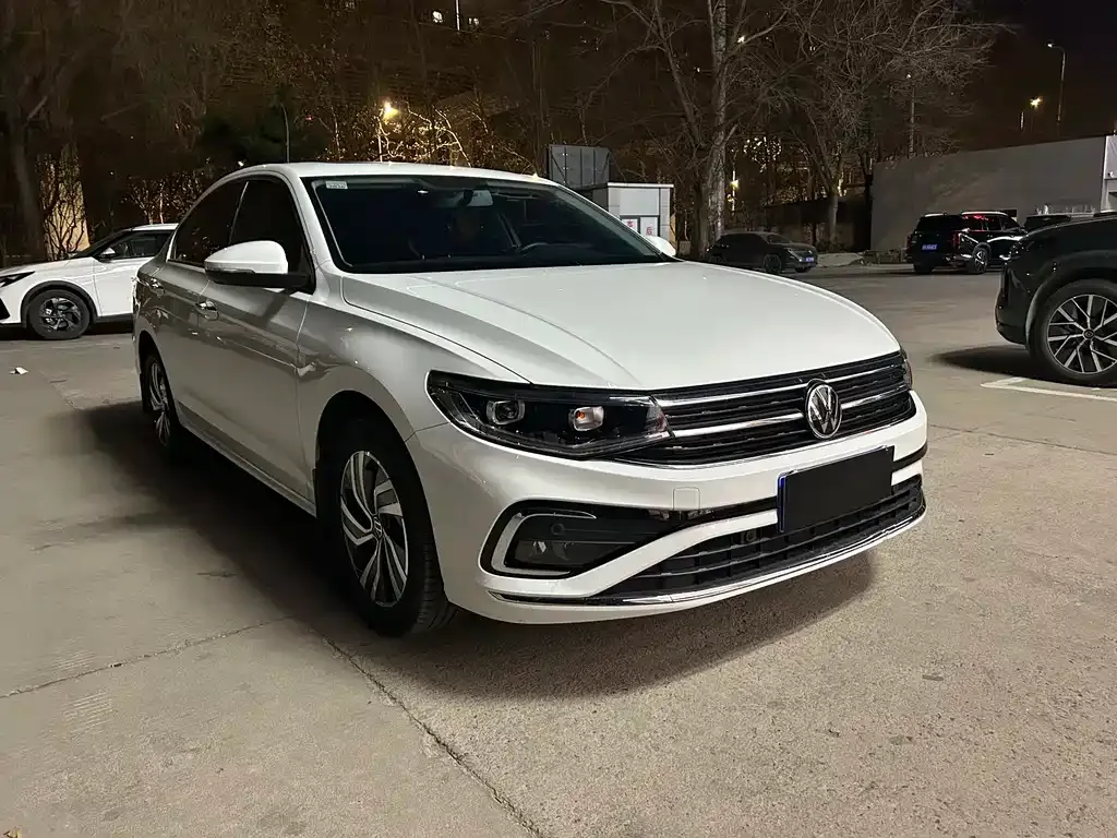 Volkswagen Bora 2024 из CN, фото 5