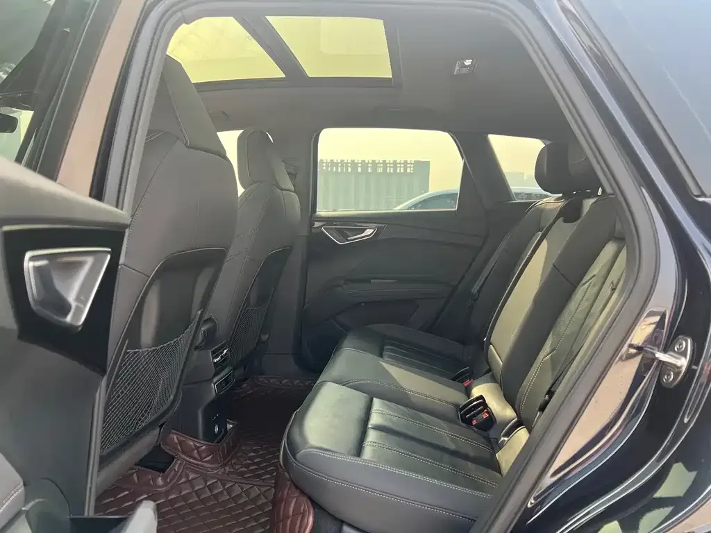 Audi Q4 e-tron 2023 из CN, фото 9