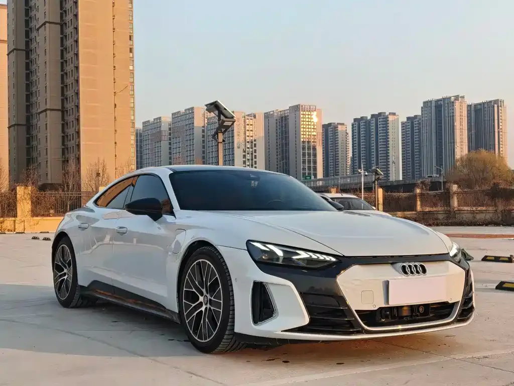 Audi RS e-tron GT 2024 из CN, фото 7