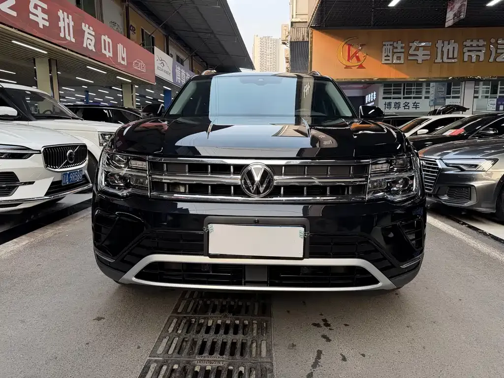 Volkswagen Teramont 2024 из CN, фото 9