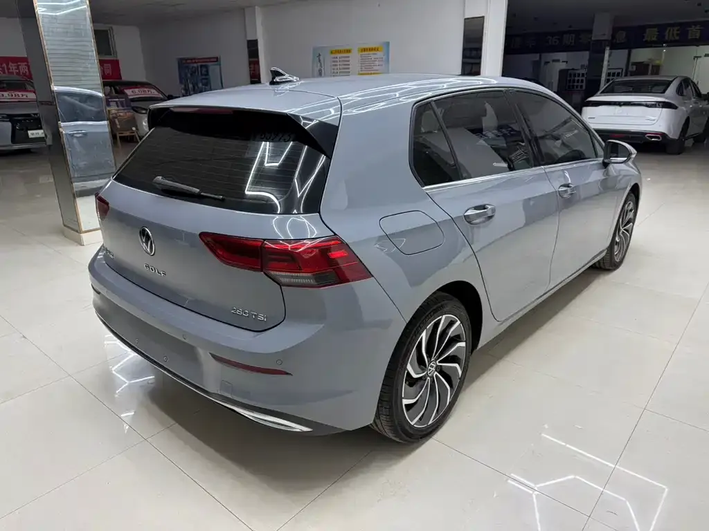 Volkswagen Golf 2021 из CN, фото 4