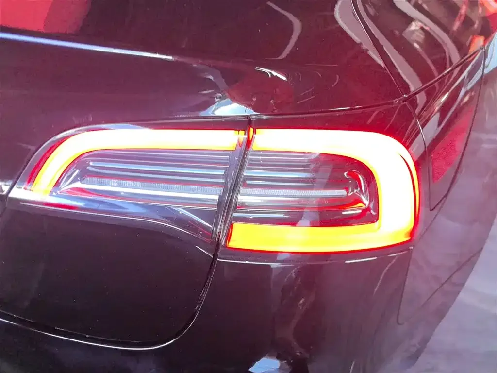 Tesla Model 3 2023 из CN, фото 3