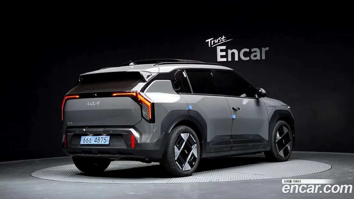 Kia EV3 — фото 2