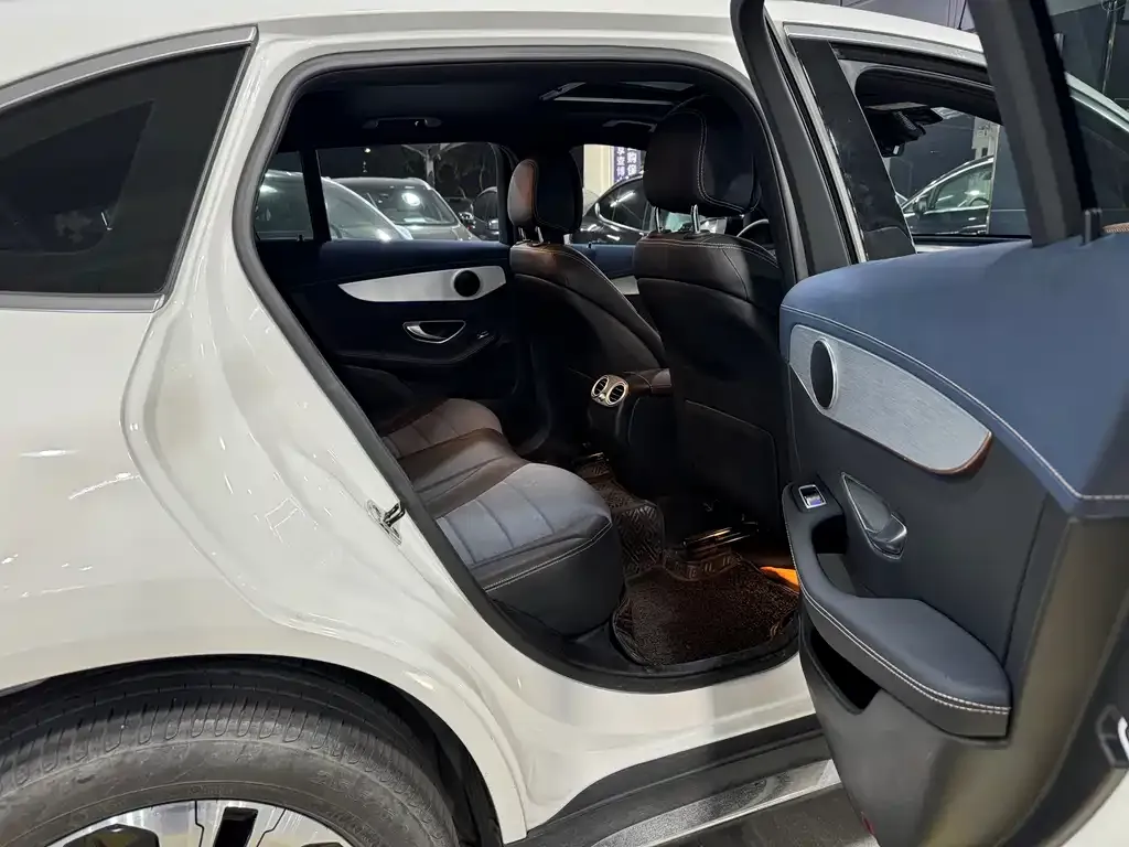 Mercedes-Benz EQC 2021 из CN, фото 4