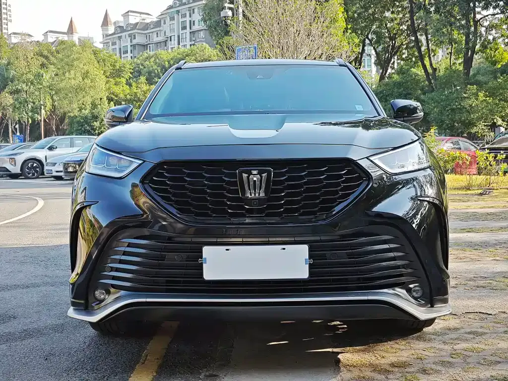 Toyota Crown Kluger 2024 из CN, фото 8